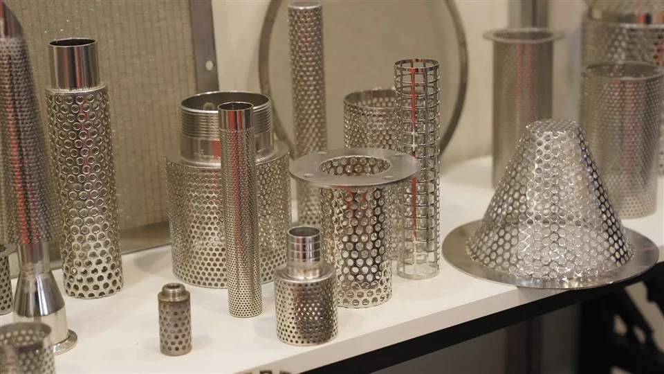 Elemen Kartrid Filter Baja Tahan Karat Air Industri Khusus Baru 304 316 316L SUS304 AISI304 Untuk Pemurnian Air