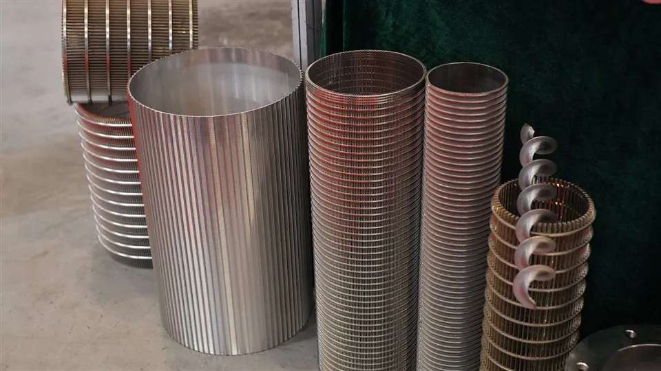 OEM Stainless Steel 304/316L/310S Pipa Silinder Filter Jaring Logam Berlubang Bentuk Lubang Persegi Baru